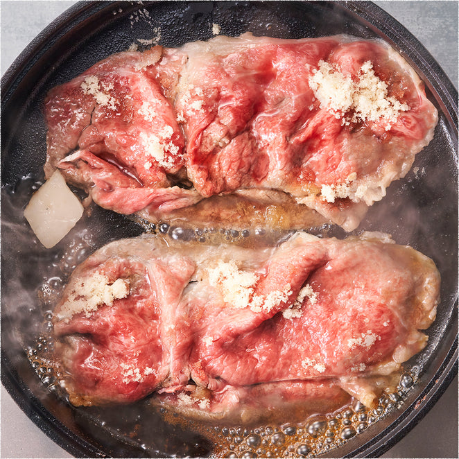 すき焼き鍋での肉の調理アップ